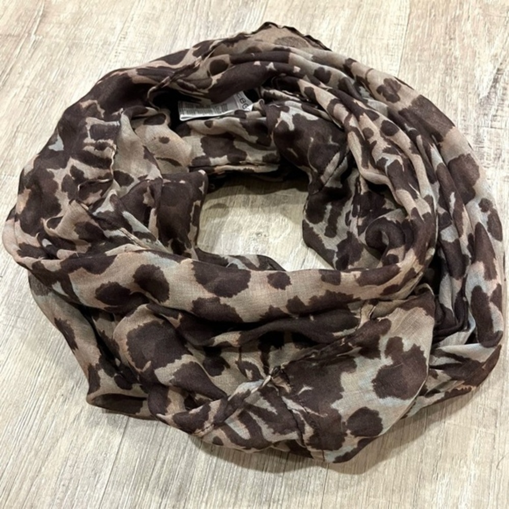 Bcbgeneration Leopard Animal Print Infinity Scarf… - image 3